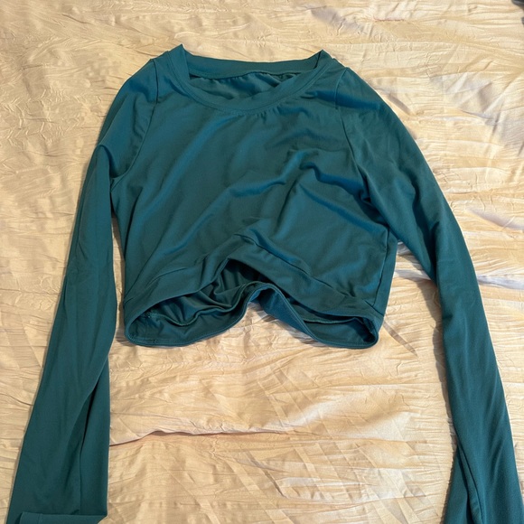 Alphalete Tops - Alphalete Long Sleeve Crop Bundle